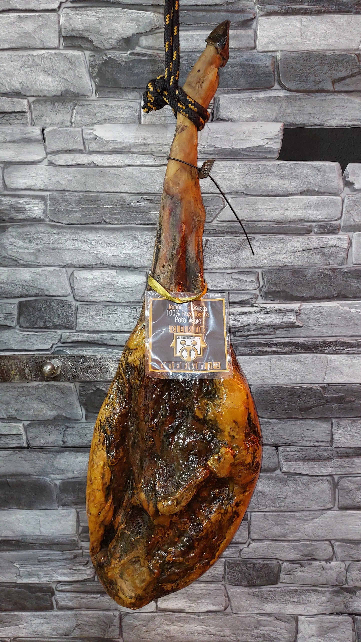 Jamón de Bellota 100% Ibérico de Guijuelo (Salamanca) CERdo cuadraDO