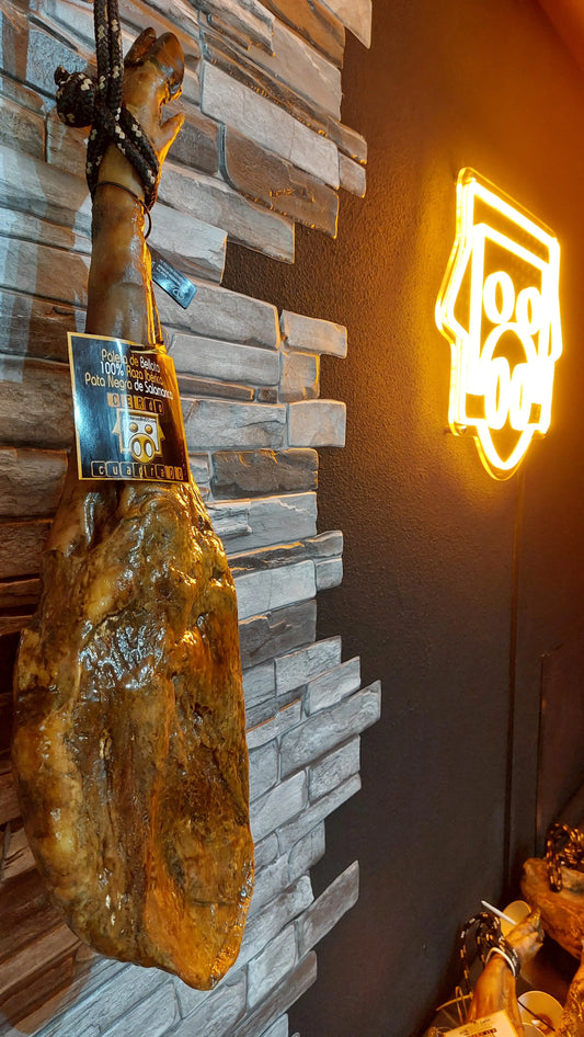 Paleta de Bellota 100% Ibérico de Guijuelo (Salamanca) CERdo cuadraDO